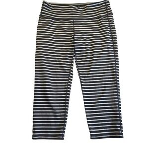 Athleta Black‎ & White Striped Crop Leggings Activewear Athletic Yoga Pants